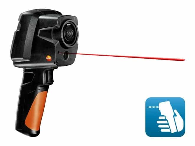 Kamera termowizyjna Testo 872s z aktywnym celownikiem laserowym wskazującym punkt pomiaru (miniatura)