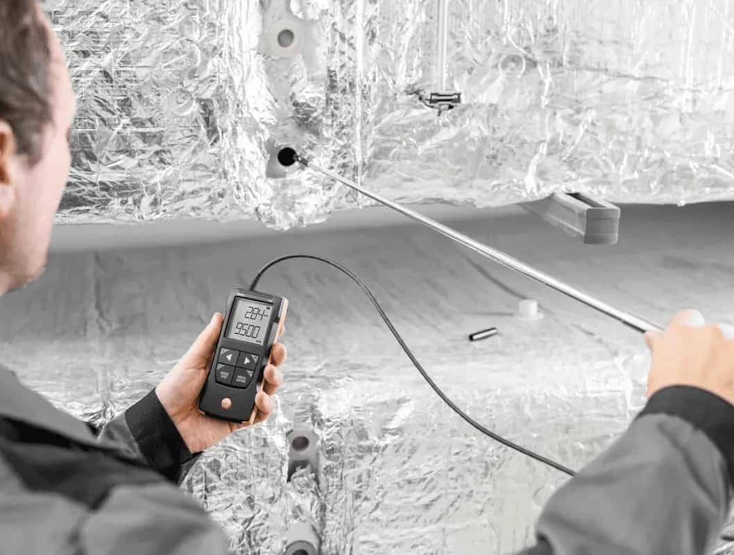 Cyfrowy anemometr termiczny Testo 425 z aplikacją mobilną – widok dodatkowy 7 (miniatura)