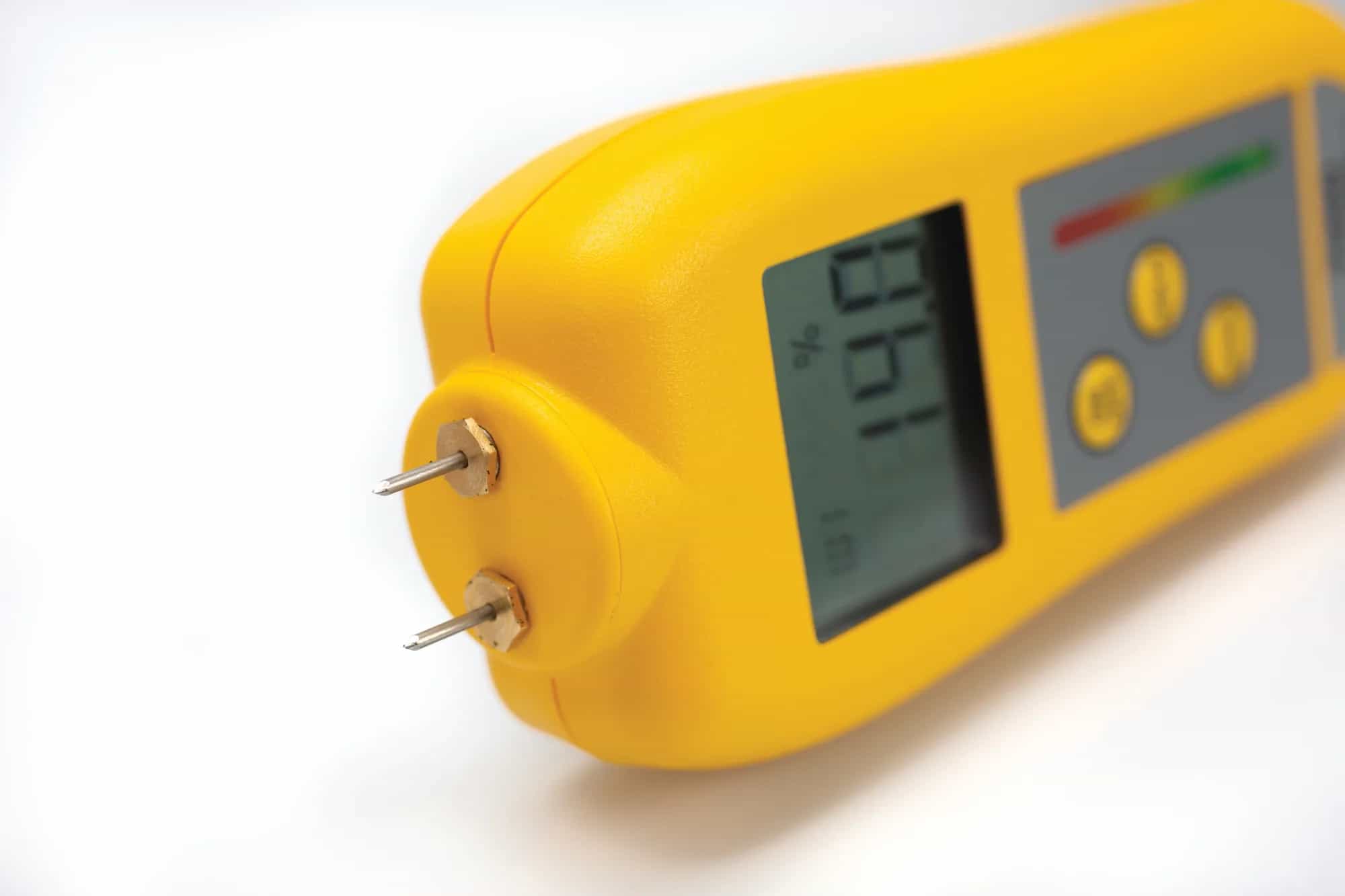 Wilgotnościomierz ETI 7250 do drewna i materiałów budowlanych - 5 skal, dokładność ±1% – widok 2 (miniatura)
