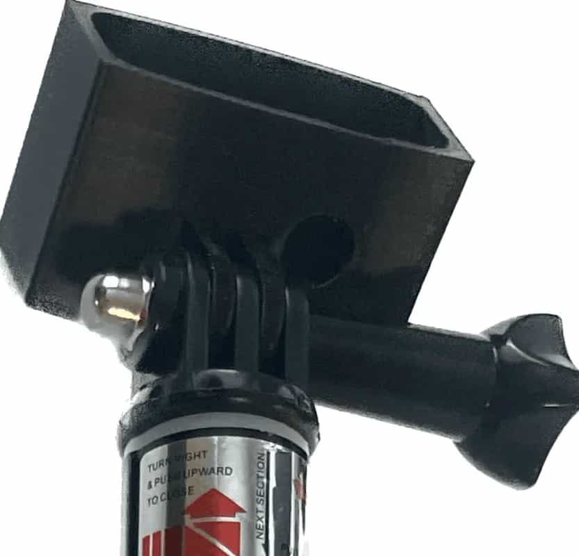 Zbliżenie na adapter teleskopowy z zamontowanym anemometrem Testo 410 — detal złącza (miniatura)