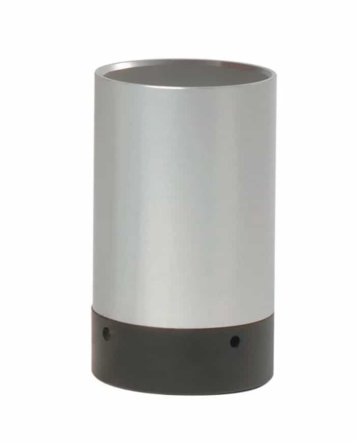 Komparator ETI 814-132 — zbliżenie aluminiowego kubka pomiarowego z powierzchnią odniesienia (miniatura)