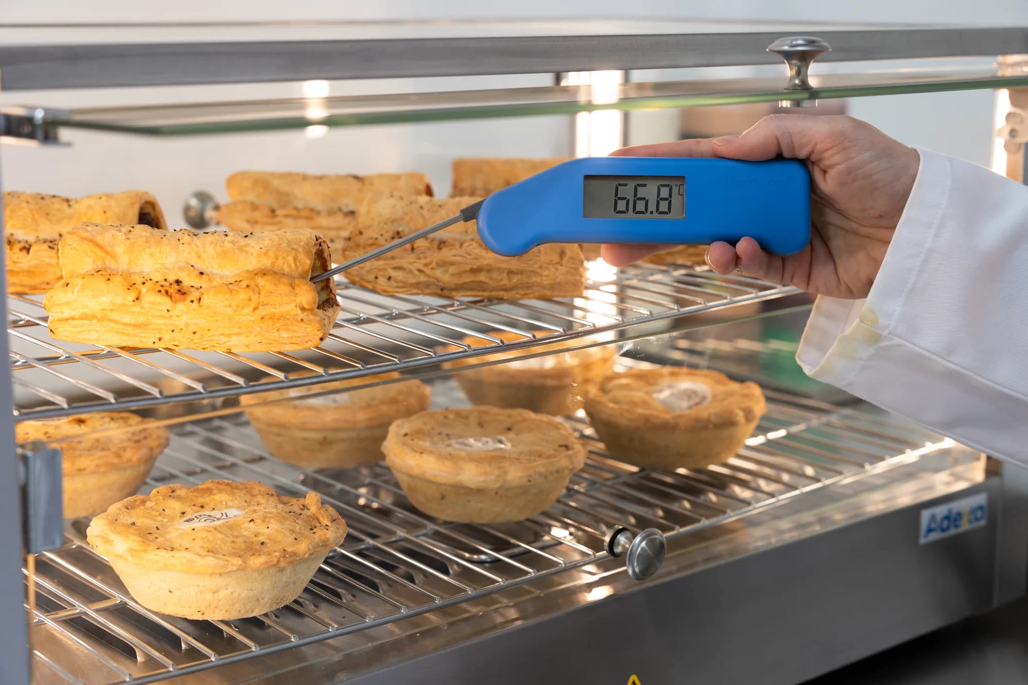Termometr szpilkowy ETI Thermapen Classic - odczyt w sekundy, ±0,4°C Niebieski – widok 4