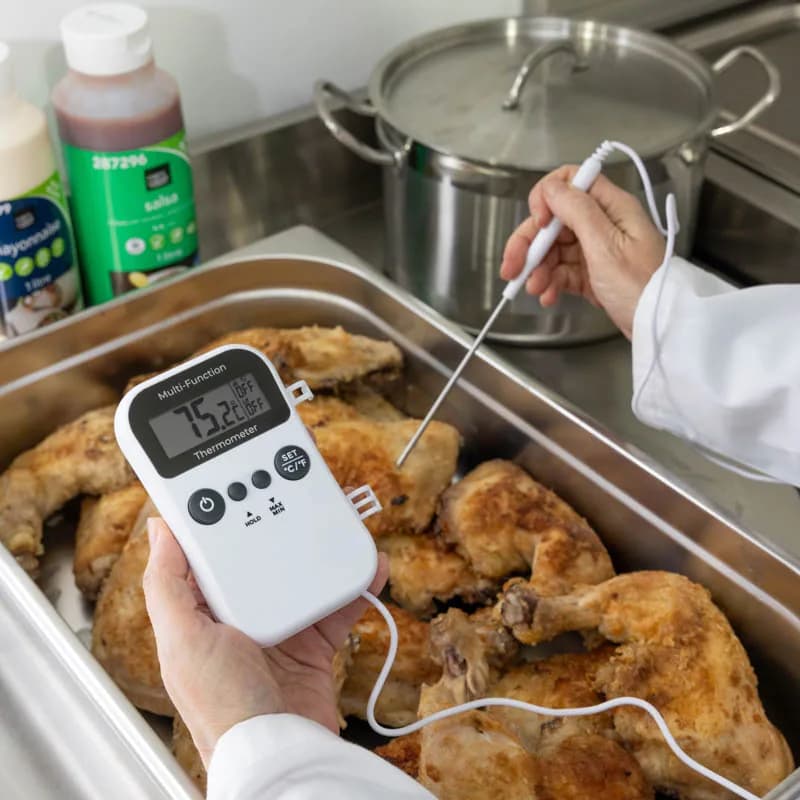 Multifunkcyjny termometr gastronomiczny ETI 810-927 z sondą penetracyjną i alarmem – widok 3