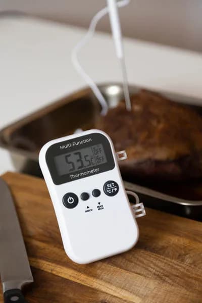 Multifunkcyjny termometr gastronomiczny ETI 810-927 z sondą penetracyjną i alarmem – widok 4