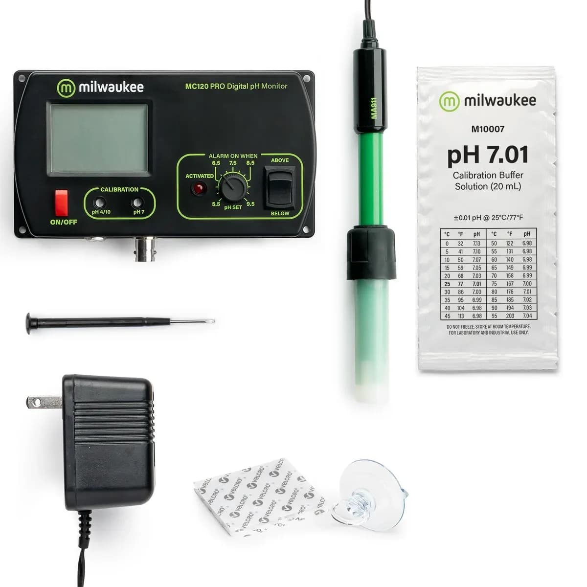 Zestaw Milwaukee MC120: monitor pH, elektroda MA911B/2, zasilacz 12 V DC, śrubokręt, saszetka roztworu wzorcowego, rzepy montażowe i przyssawka z uchwytem