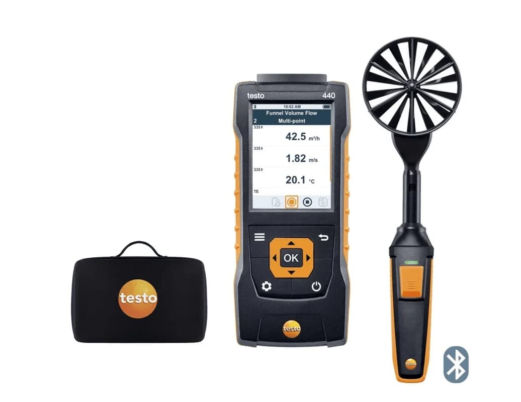 Miernik wielofunkcyjny Testo 440 z sondą wiatraczkową (Ø100 mm) z łącznością Bluetooth – widok główny